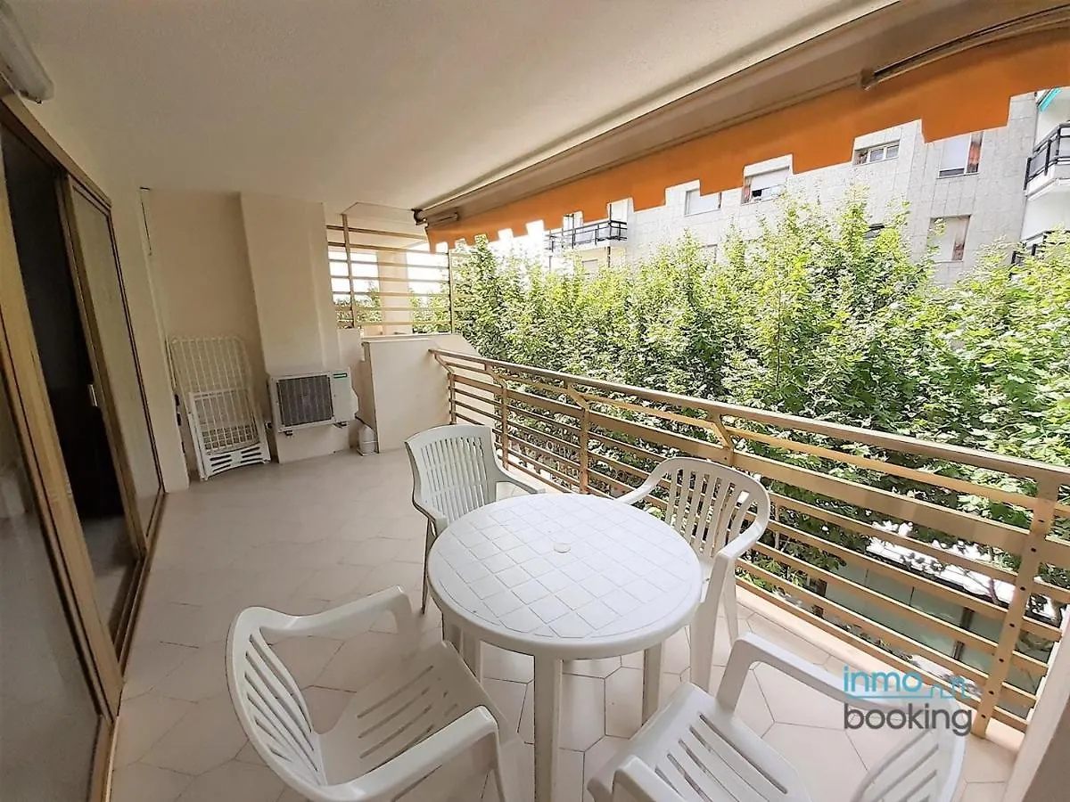 Apartamento Sun Beach Novelty Salou, climatizado, piscina, playa y Wifi España